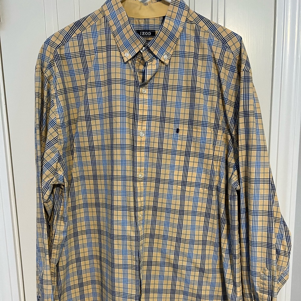 Like New Izod Mens XL shirt